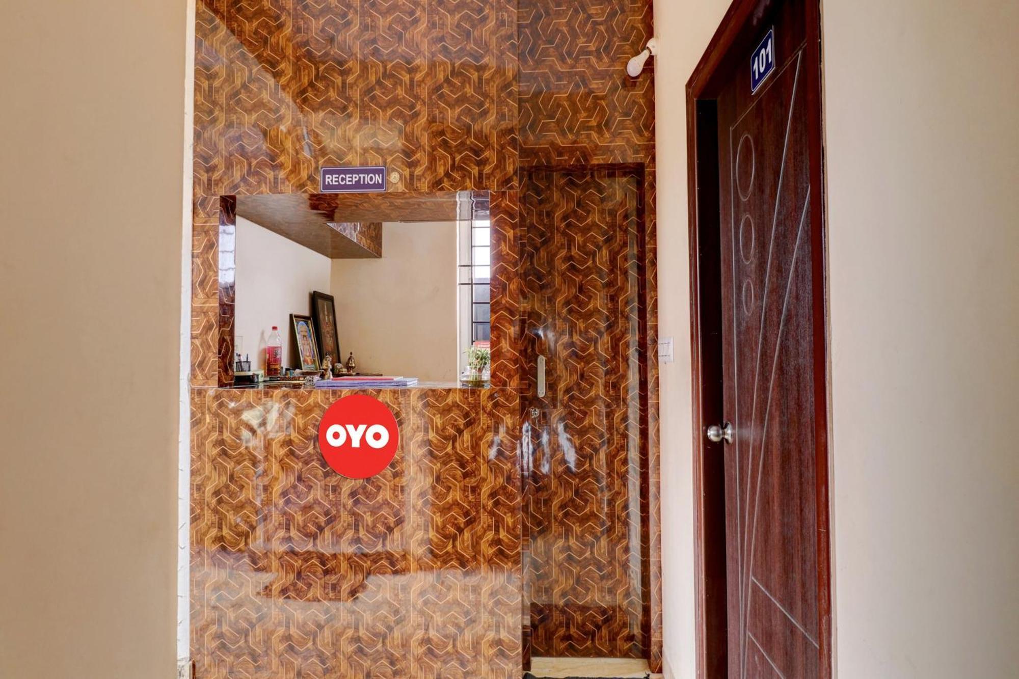 ホテル Oyo Flagship Golden Treasury バンガロール エクステリア 写真